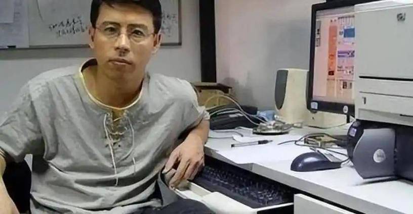 飘扬在经纬线间的文艺旗帜——记南宁棉纺织印染总厂工会政工干部
